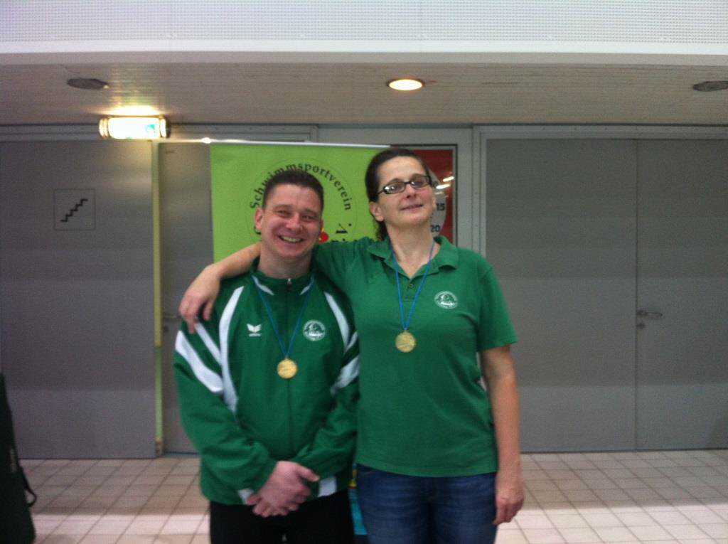 Suse und Mike unsere Kopfweitsprung-Champions